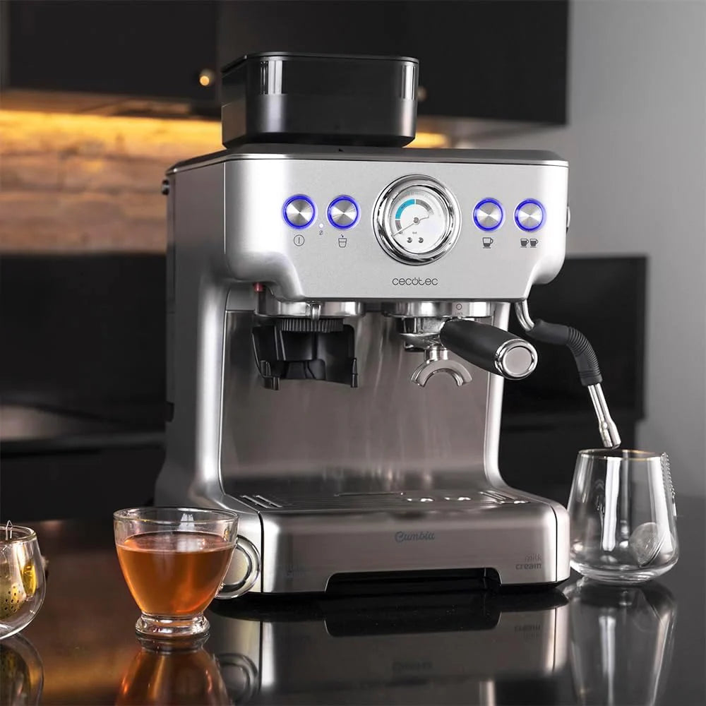 Cecotec Ekspres do kawy z podwójnym wyjściem Power Espresso 20 Barista Cream. 1550 W, 20 prętów, zbiornik na ziarna kawy 250g, młynek z 30 poziomami mielenia, termoblok, zbiornik na wodę 2.5 L