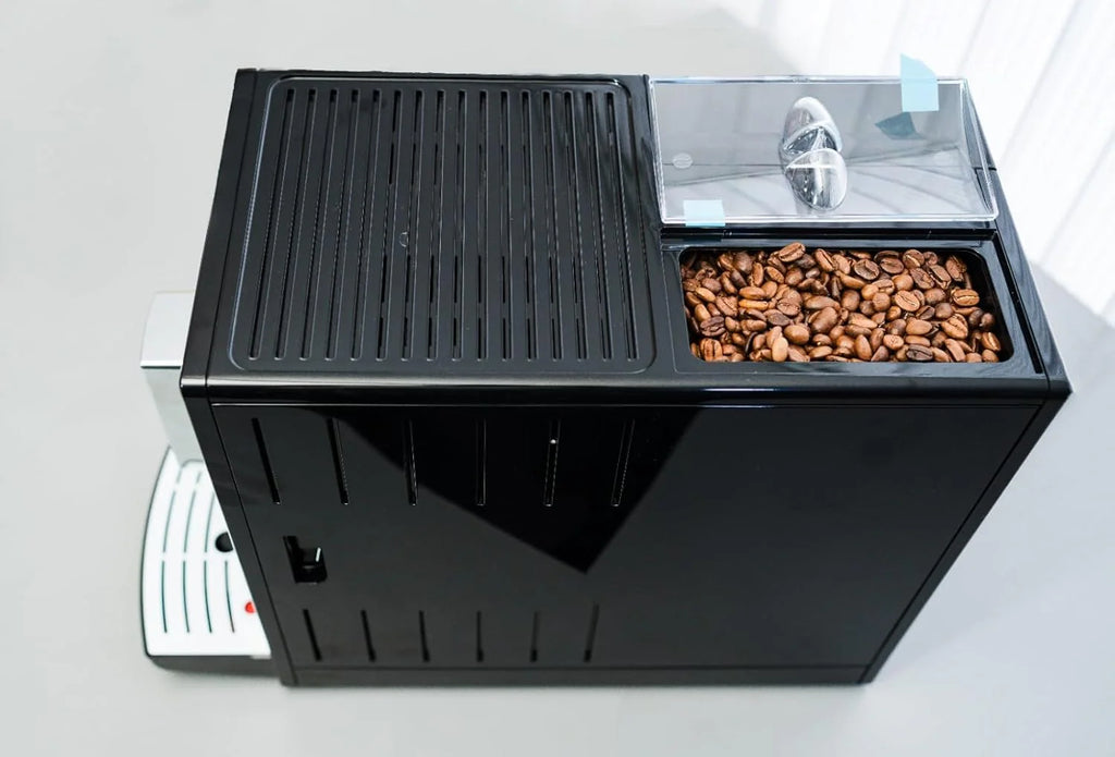 Melitta E 950-222 Caffeo Solo Automatyczny Ekspres do Kawy, 1400 W, 1,2 Litra, Czarny/Srebrny