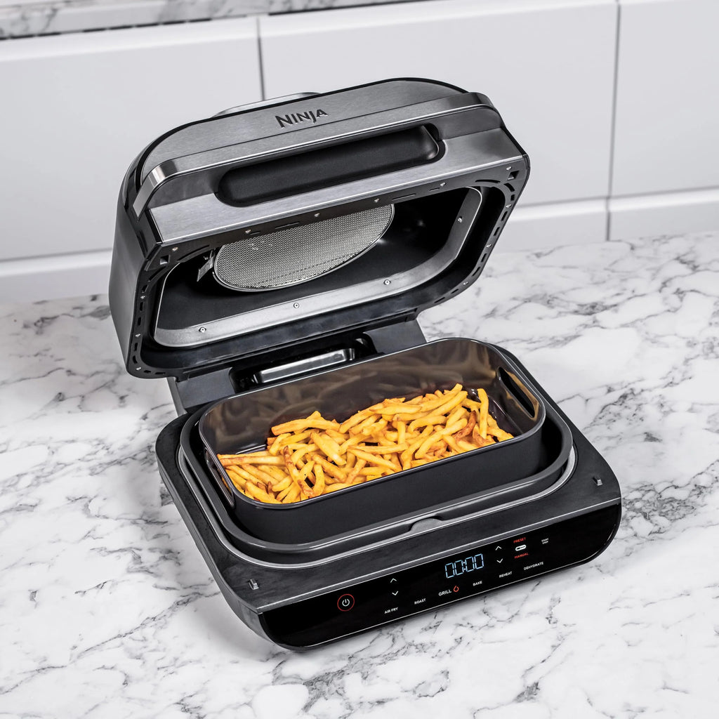 Ninja Foodi Grill i Frytkownica beztluszczowa, 5,7 l, smażenie bez oleju, grilowanie, pieczenie, ciasta i więcej, 5 funkcji gotowania, części bezpieczne do mycia w zmywarce, czarno/srebrna, AG301EU