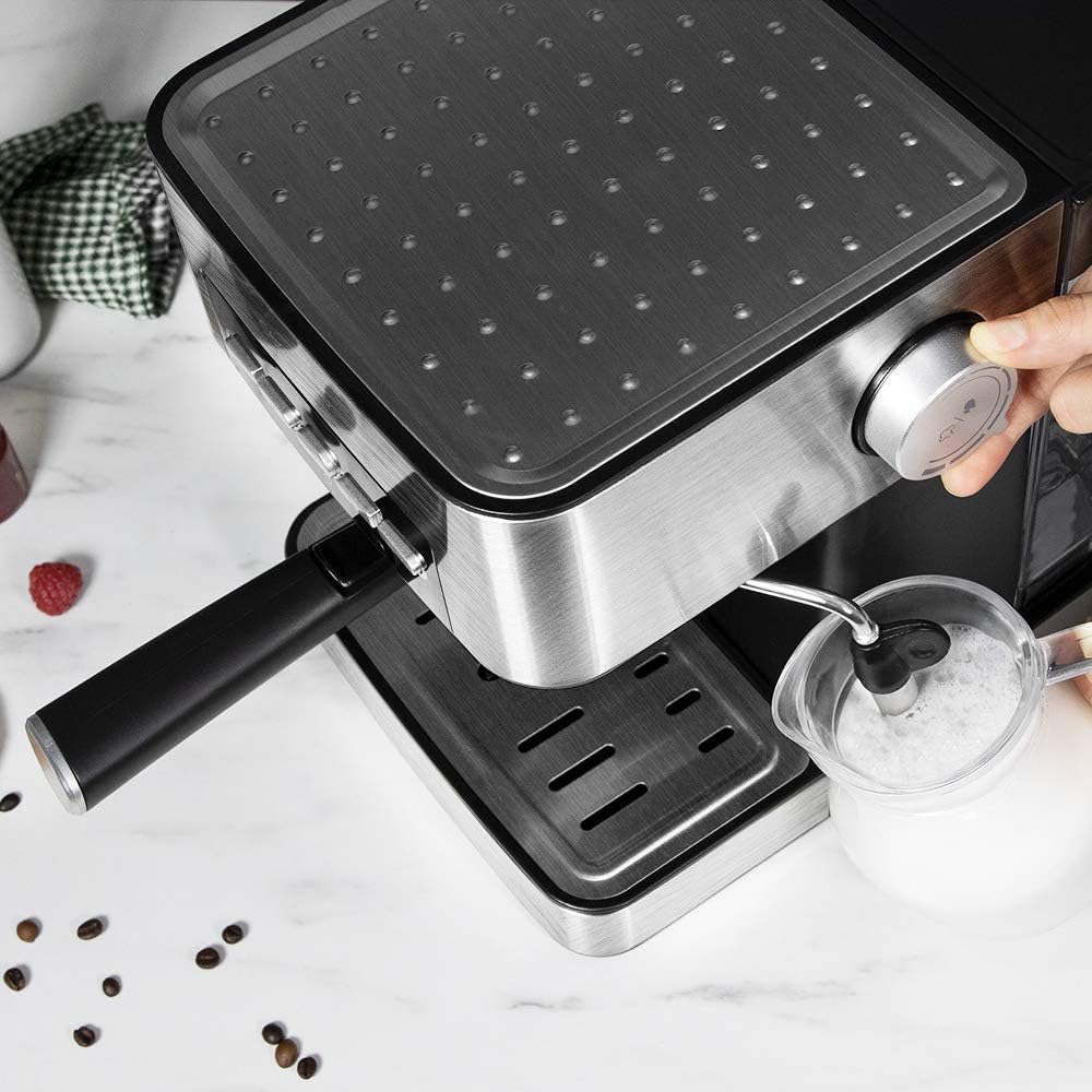 Cecotec Ekspres do kawy z podwójnym wyjściem Power Espresso 20 Barista Cream. 1550 W, 20 prętów, zbiornik na ziarna kawy 250g, młynek z 30 poziomami mielenia, termoblok, zbiornik na wodę 2.5 L