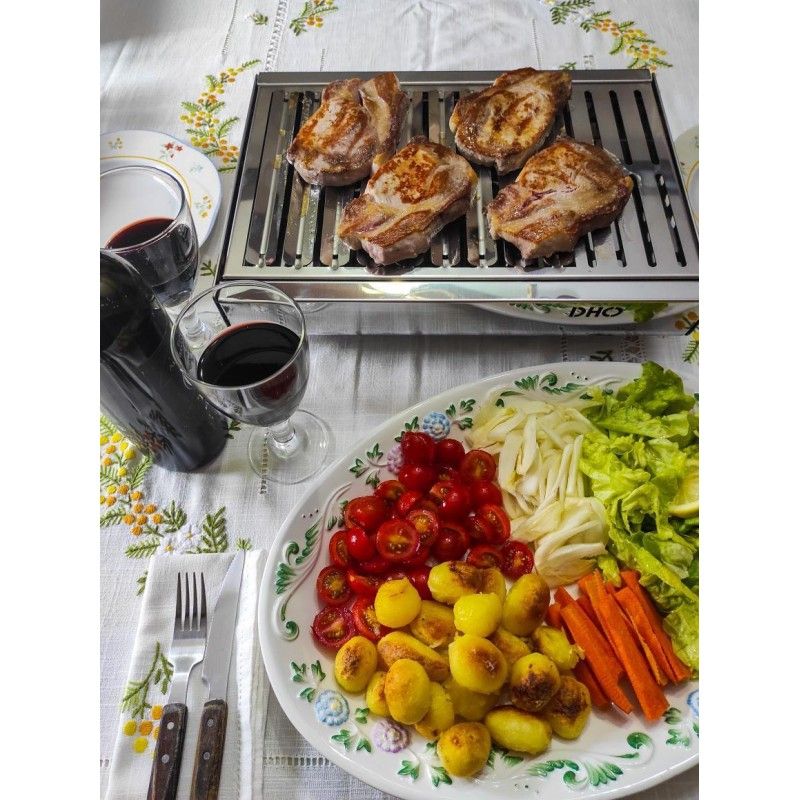 Modny przenośny grill węglowy ze stali nierdzewnej