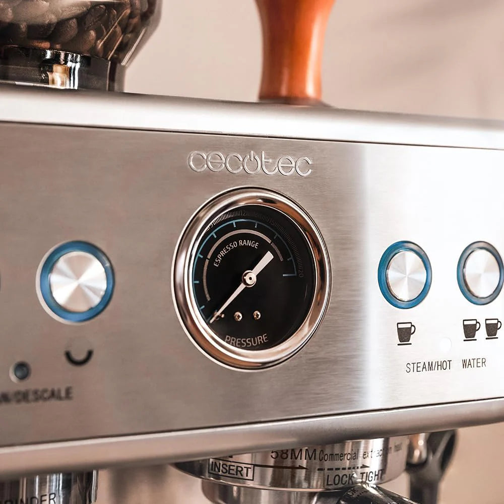 Cecotec Ekspres do kawy z podwójnym wyjściem Power Espresso 20 Barista Cream. 1550 W, 20 prętów, zbiornik na ziarna kawy 250g, młynek z 30 poziomami mielenia, termoblok, zbiornik na wodę 2.5 L