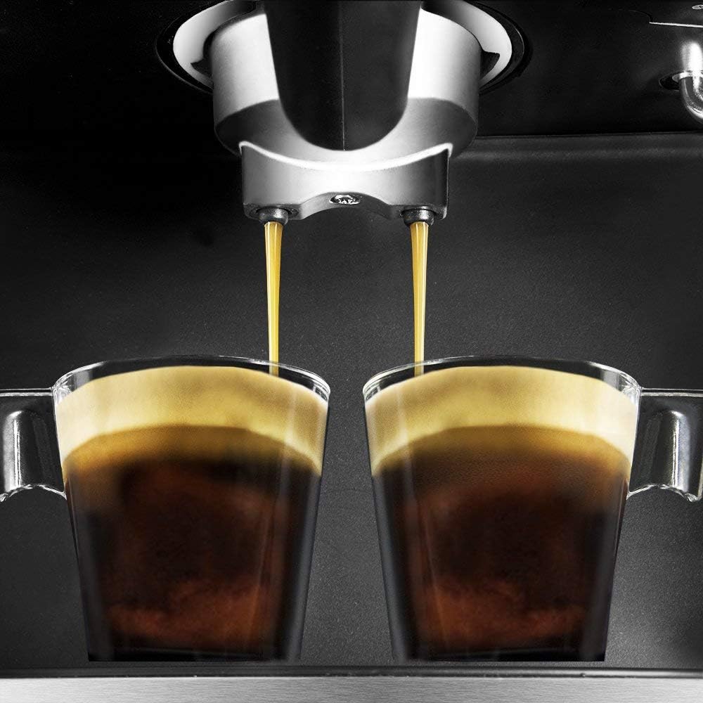 Cecotec Ekspres do kawy z podwójnym wyjściem Power Espresso 20 Barista Cream. 1550 W, 20 prętów, zbiornik na ziarna kawy 250g, młynek z 30 poziomami mielenia, termoblok, zbiornik na wodę 2.5 L