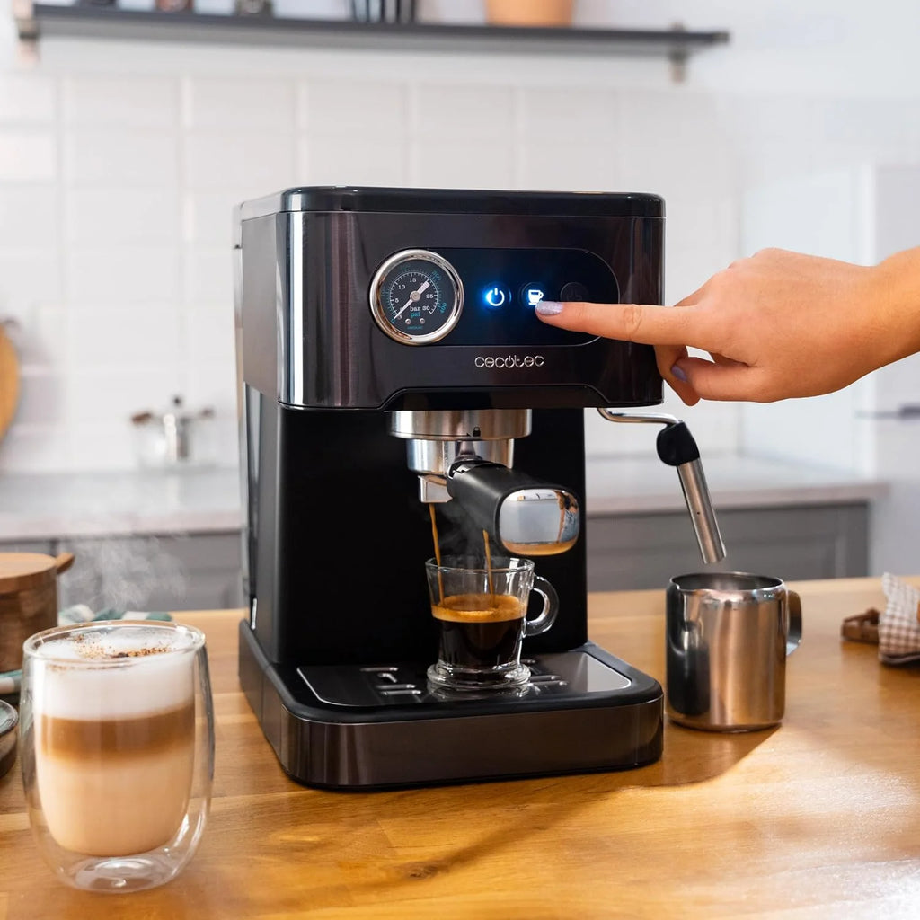 Cecotec Ekspres do kawy z podwójnym wyjściem Power Espresso 20 Barista Cream. 1550 W, 20 prętów, zbiornik na ziarna kawy 250g, młynek z 30 poziomami mielenia, termoblok, zbiornik na wodę 2.5 L