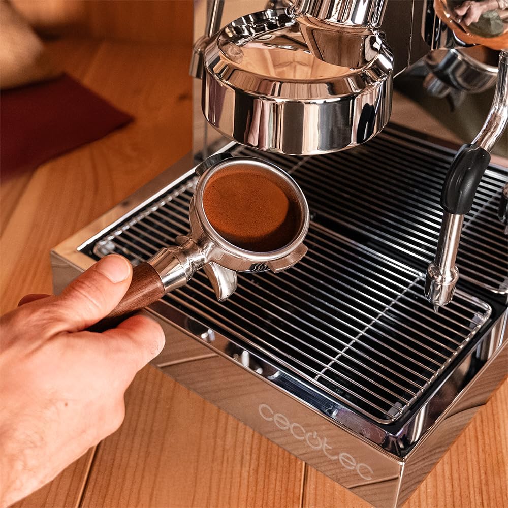 Cecotec Barista Baristeo Classic profesjonalny ekspres do kawy espresso. Wstępnie zaparzający dla lepszej ekstrakcji, zdejmowany zbiornik 2,5 l, włoska pompa 15 barów, sterowanie PID, bojler ze stali