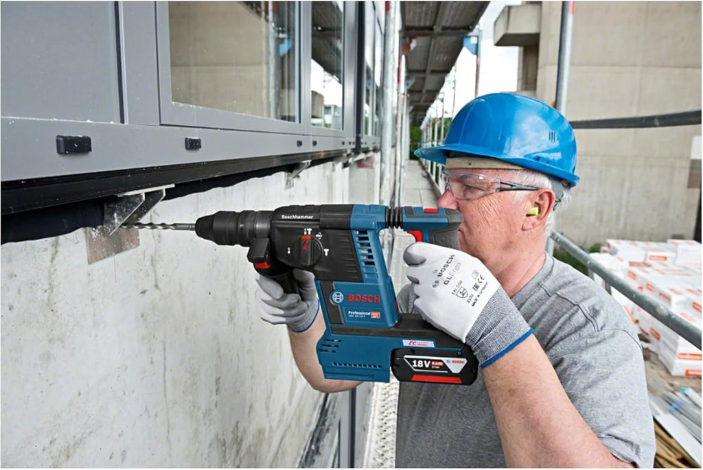 Bosch Professional system 18V: akumulatorowy młot udarowo-obrotowy GBH 18V-26 (uchwyt SDS plus, ogranicznik głebokości)