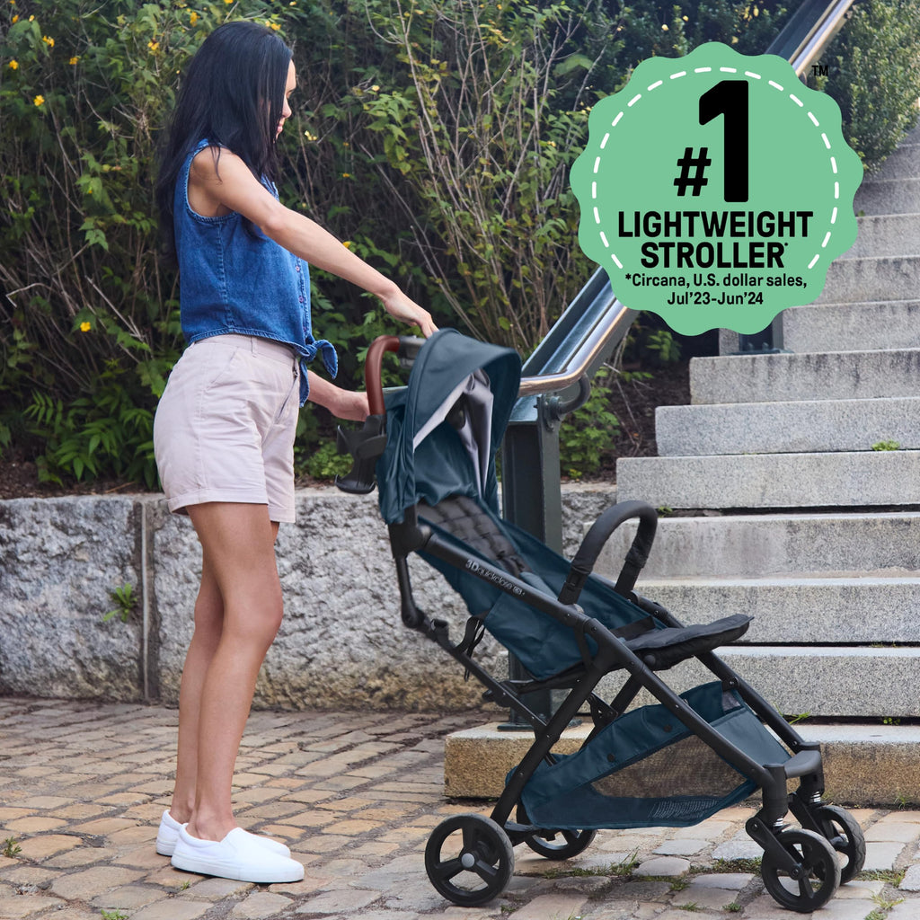 Ingenuity 3Dquickclose CS+ Compact Fold Stroller â Lightweight Stroller with Oversized Canopy, Extra-Large Storage and Compact Fold, Gray