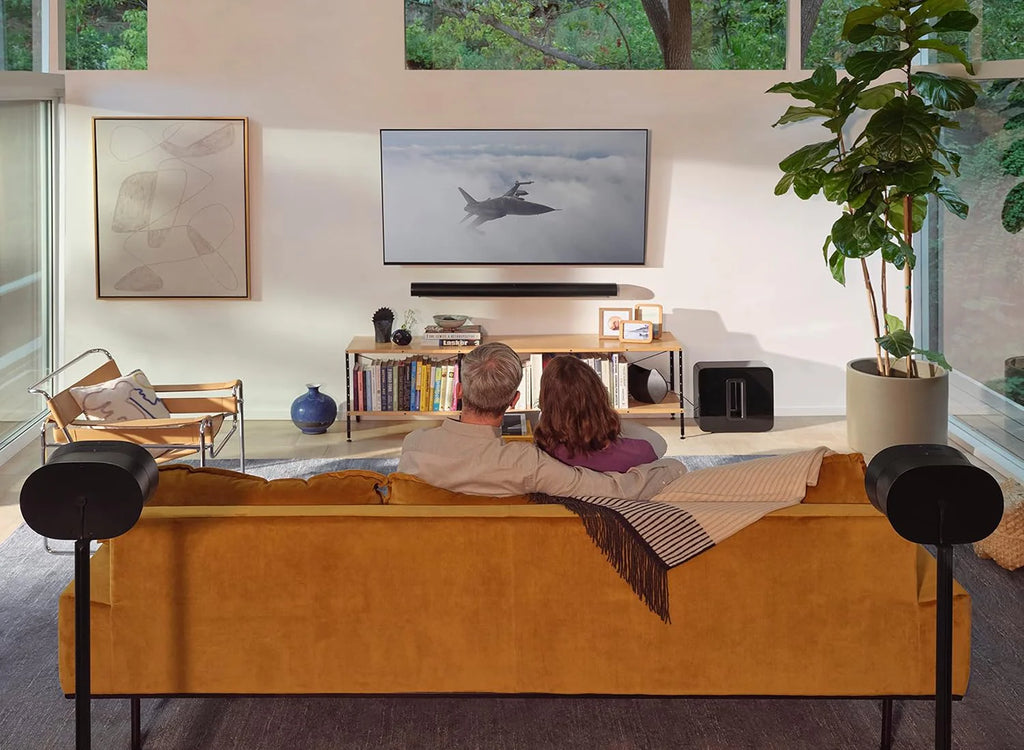 Sonos Era 300. Poczuj dźwięk dookoła. Dzięki dźwiękowi następnego poziomu, Era 300 nie tylko Cię otacza, ale umieszcza Cię w muzyce. (czarny)