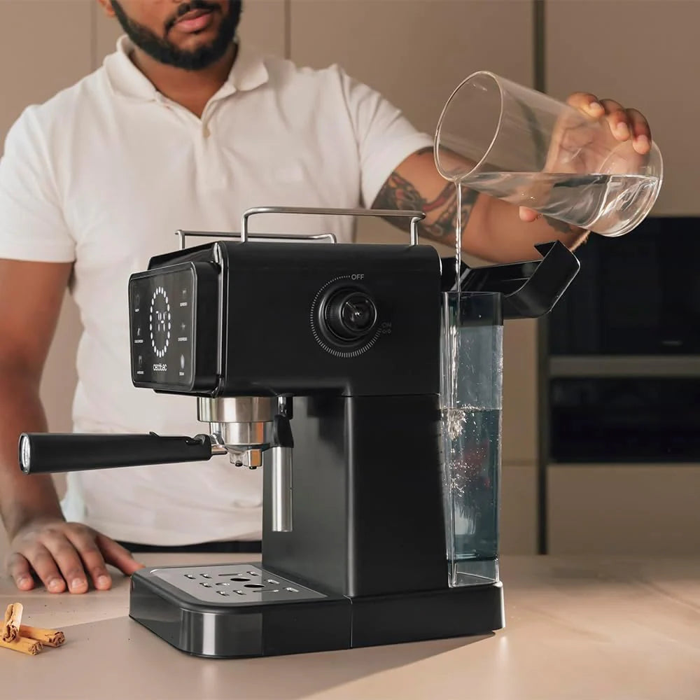 Cecotec Ekspres do kawy z podwójnym wyjściem Power Espresso 20 Barista Cream. 1550 W, 20 prętów, zbiornik na ziarna kawy 250g, młynek z 30 poziomami mielenia, termoblok, zbiornik na wodę 2.5 L