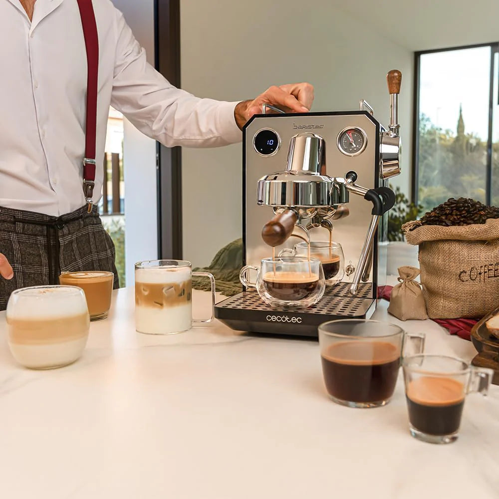 Cecotec Ekspres do kawy Barista Baristeo Intima, profesjonalny ekspres do kawy Barista, system wstępnego parzenia, pompa 15 bar, łatwe napełnianie, zbiornik na wodę 1,7 l i podgrzewacz do filiżanek