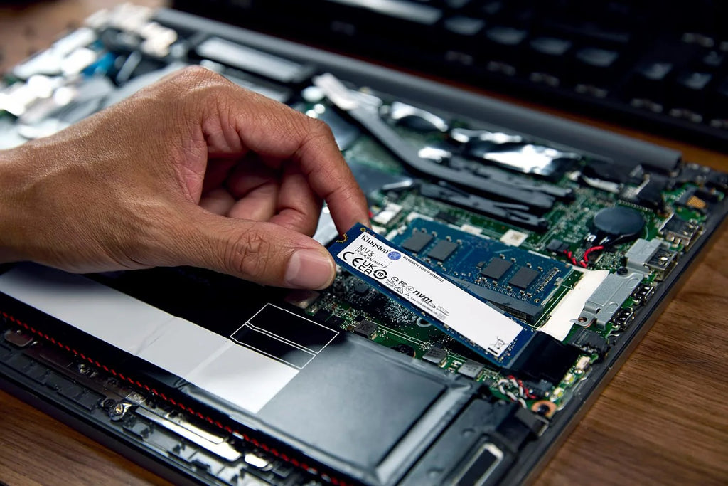 Kingston NV3 NVMe PCIe 4.0 Internal SSD 4TB M.2 2280-SNV3S/4000G