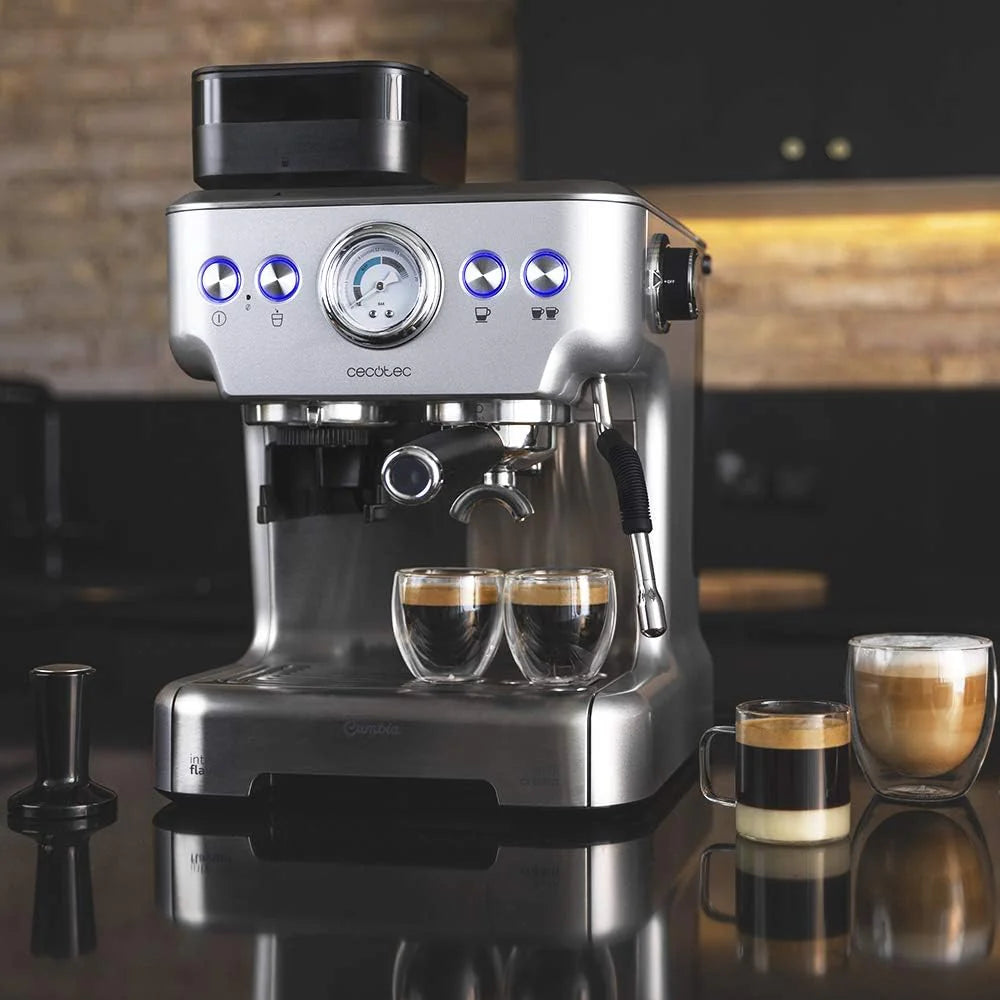 Cecotec Ekspres do kawy z podwójnym wyjściem Power Espresso 20 Barista Cream. 1550 W, 20 prętów, zbiornik na ziarna kawy 250g, młynek z 30 poziomami mielenia, termoblok, zbiornik na wodę 2.5 L