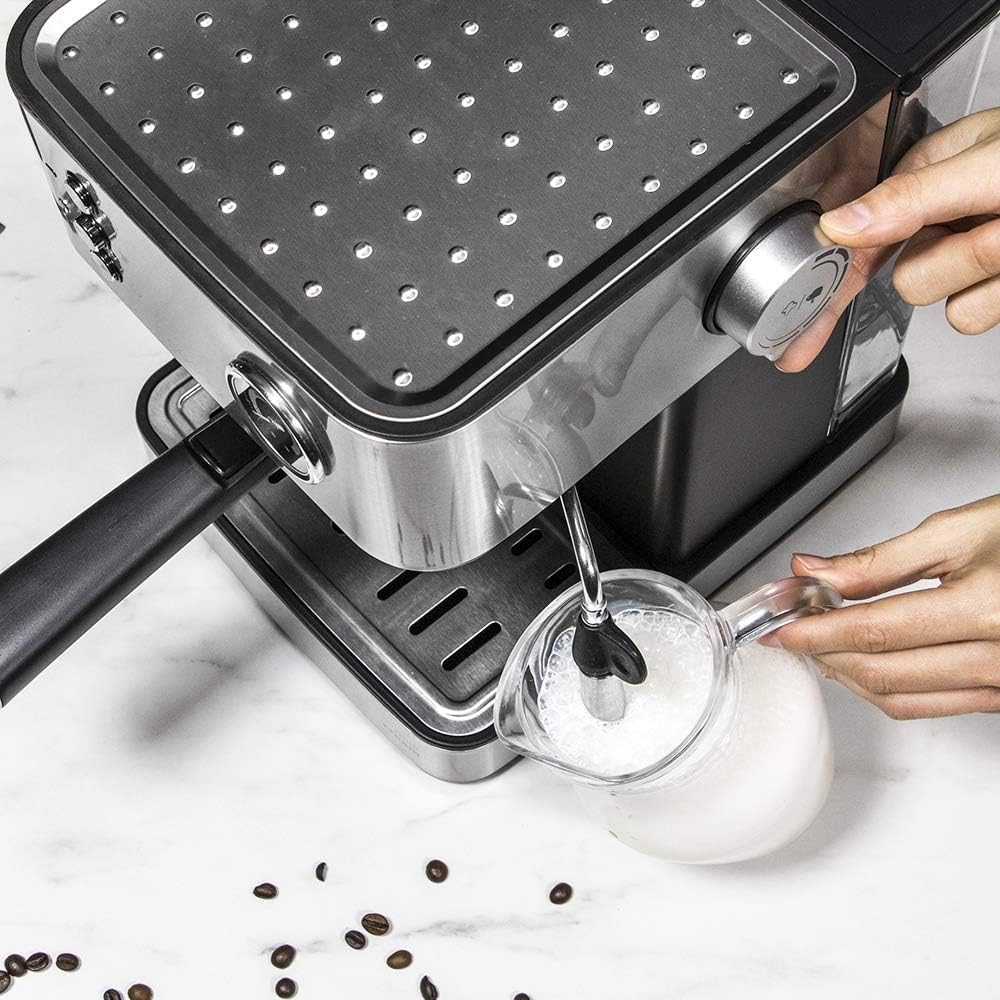 Cecotec Ekspres do kawy z podwójnym wyjściem Power Espresso 20 Barista Cream. 1550 W, 20 prętów, zbiornik na ziarna kawy 250g, młynek z 30 poziomami mielenia, termoblok, zbiornik na wodę 2.5 L