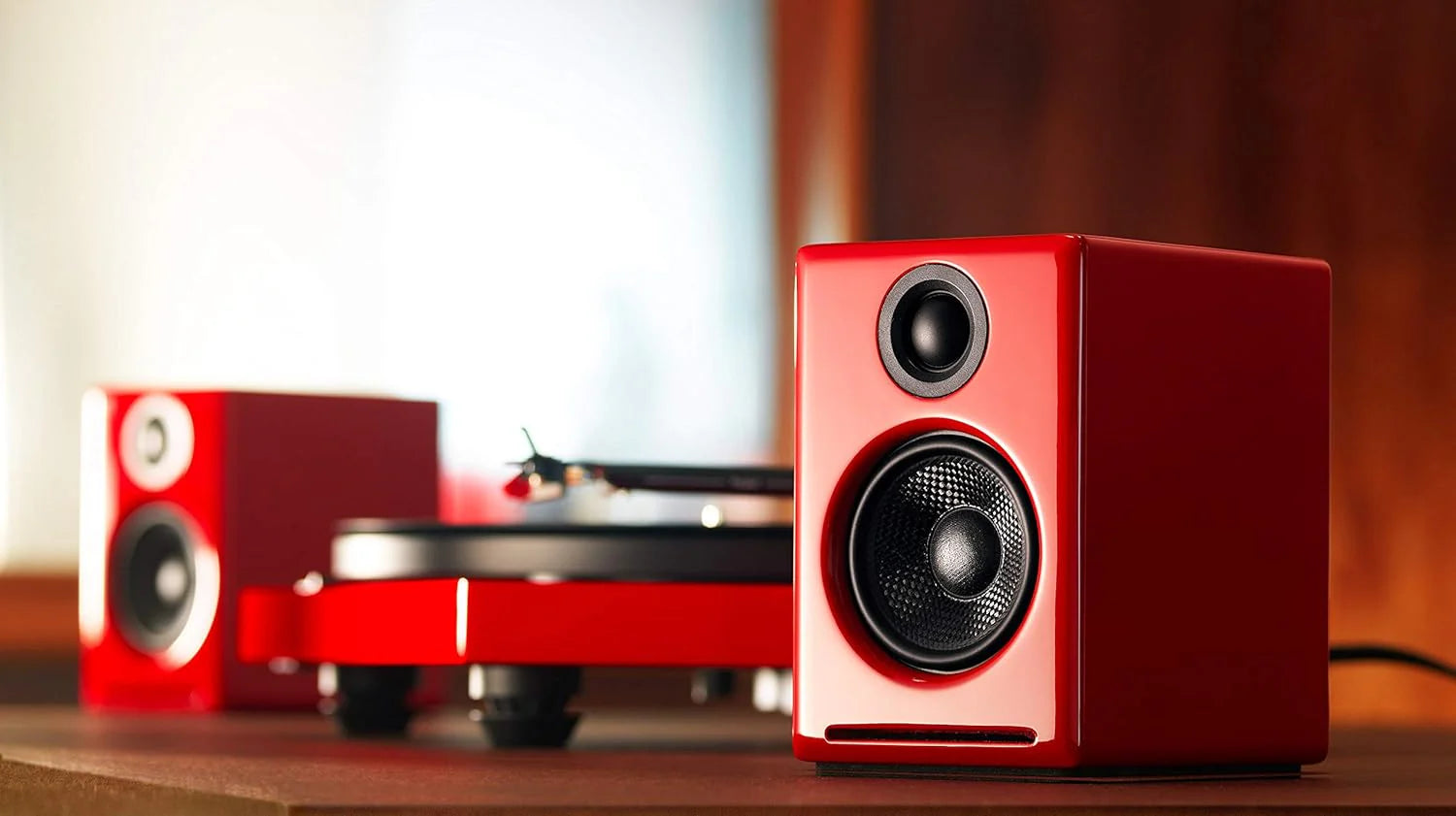 Głośniki komputerowe Audioengine A2 Bluetooth — bezprzewodowy system głośników komputerowych o mocy 60 W