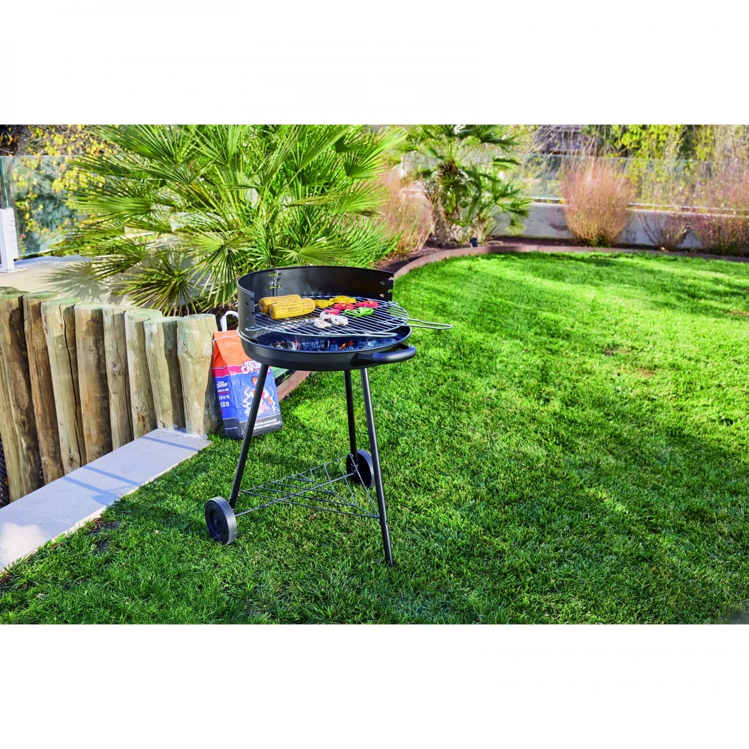 Nowy grill węglowy Manaus 48 cm