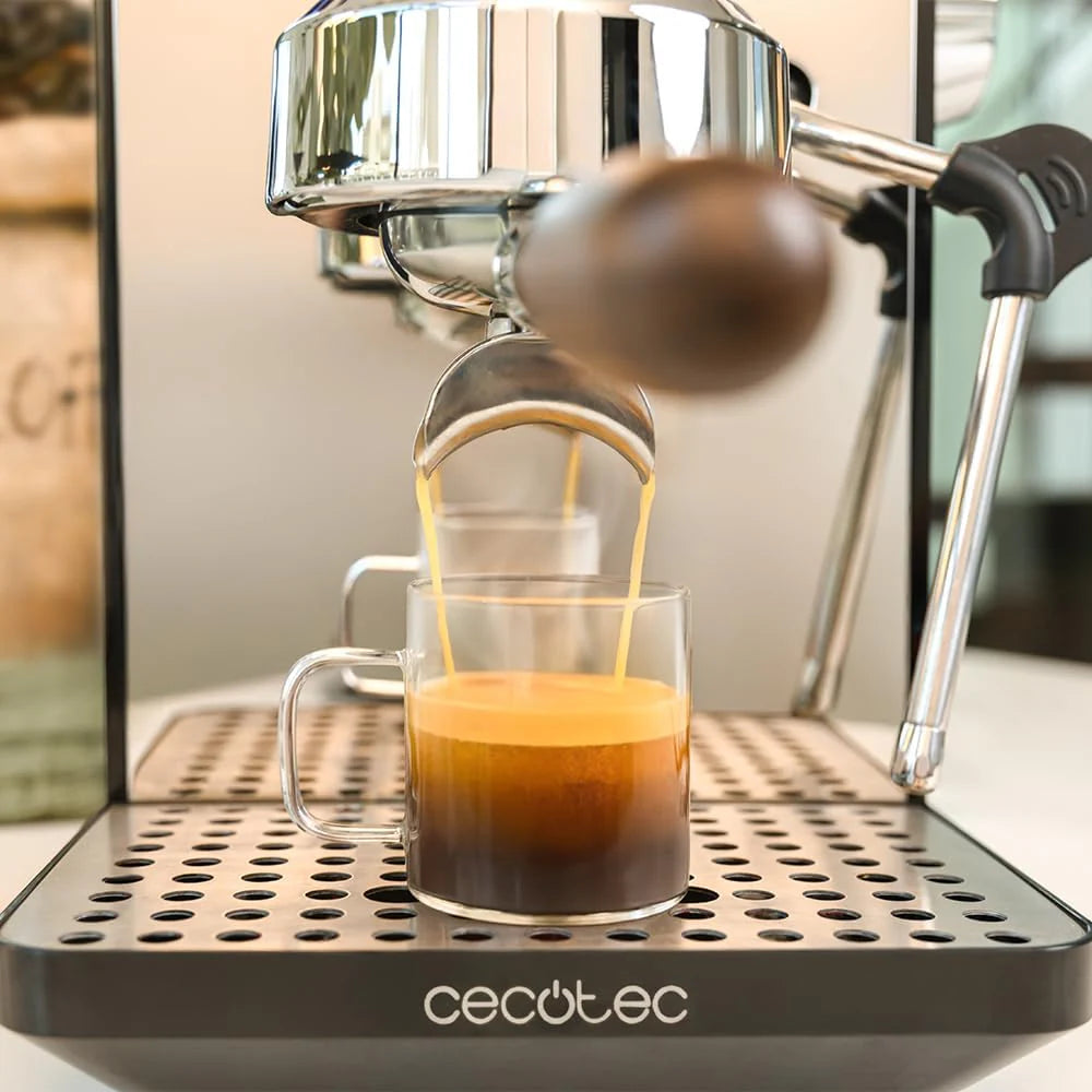 Cecotec Ekspres do kawy Barista Baristeo Intima, profesjonalny ekspres do kawy Barista, system wstępnego parzenia, pompa 15 bar, łatwe napełnianie, zbiornik na wodę 1,7 l i podgrzewacz do filiżanek
