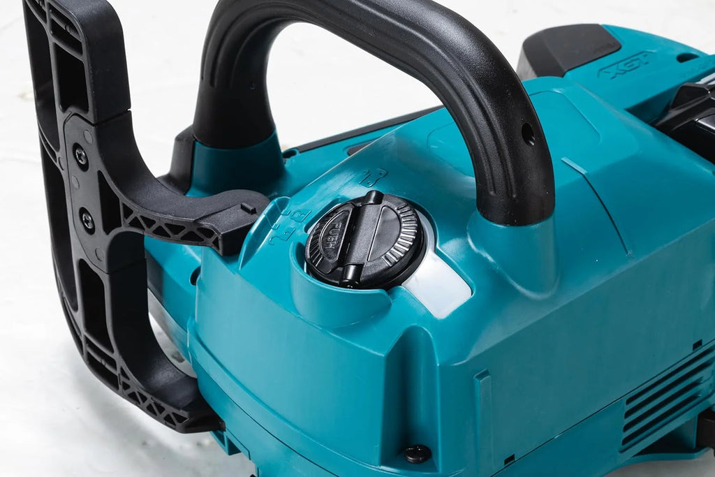 Makita UC002GZ akumulatorowa pilarka łańcuchowa, maks. 40 V (bez akumulatora, bez ładowarki), niebieska