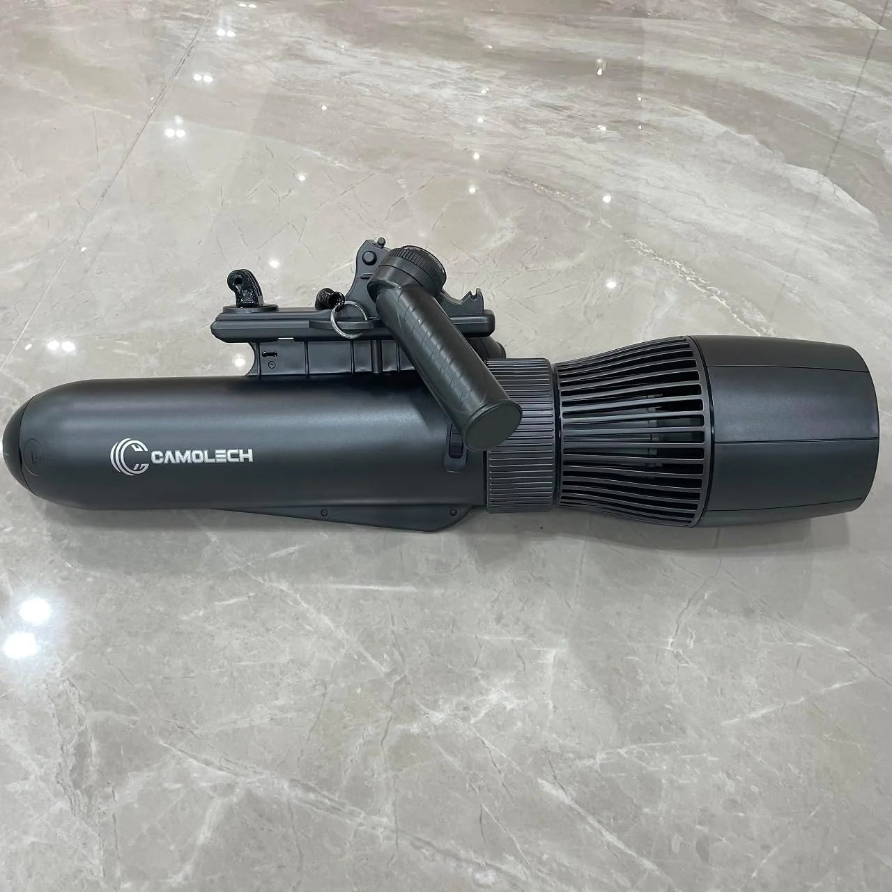 Elektryczny skuter wodny Jetski 700 W, 3 m/s, 14500 mAh, skuter wodny 160 min, bezszczotkowy silnik napędowy pod wodą do basenu i morza (standardowy + uchwyt + zestaw sup)