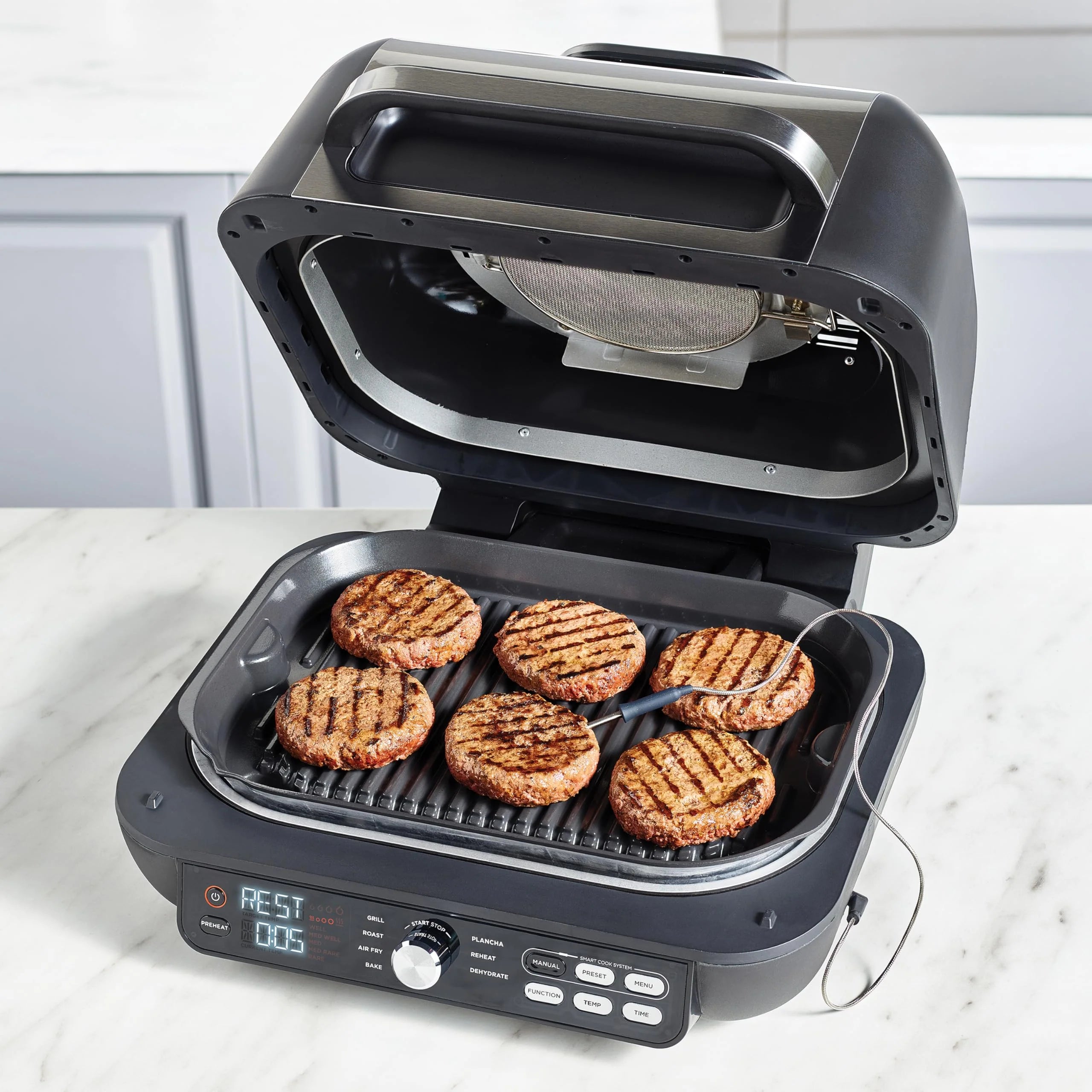 Ninja Foodi Grill i Frytkownica beztluszczowa, 5,7 l, smażenie bez oleju, grilowanie, pieczenie, ciasta i więcej, 5 funkcji gotowania, części bezpieczne do mycia w zmywarce, czarno/srebrna, AG301EU