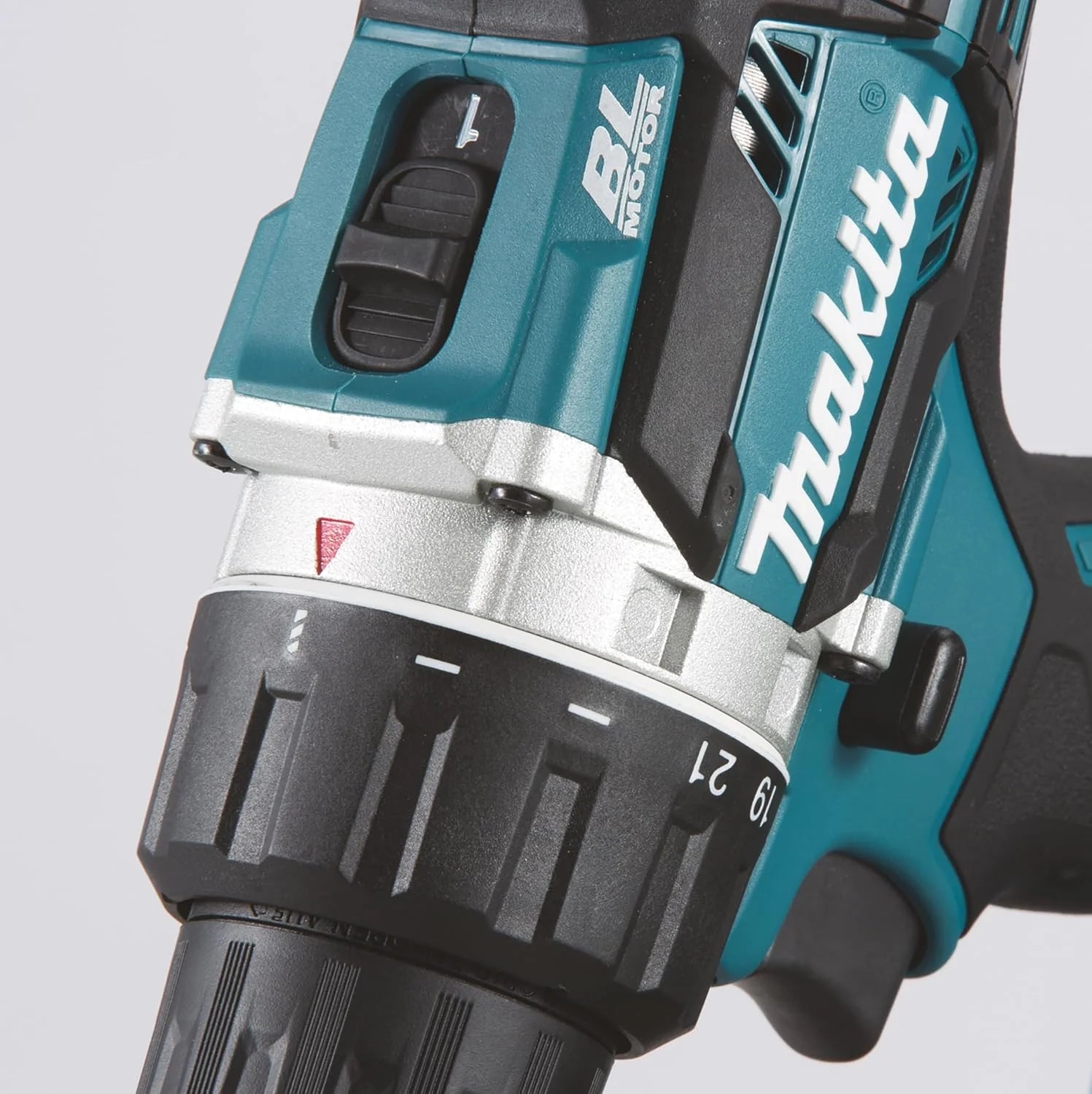 Makita DDF484RTE wiertarko-wkrętarka akumulatorowa 18 V/5,0 Ah, 2 akumulatory + ładowarka w walizce