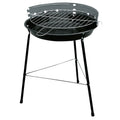 Grill węglowy w ogrodzie
